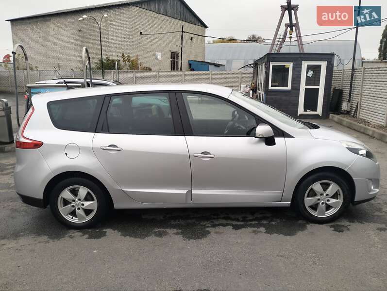 Мінівен Renault Grand Scenic 2011 в Чернігові