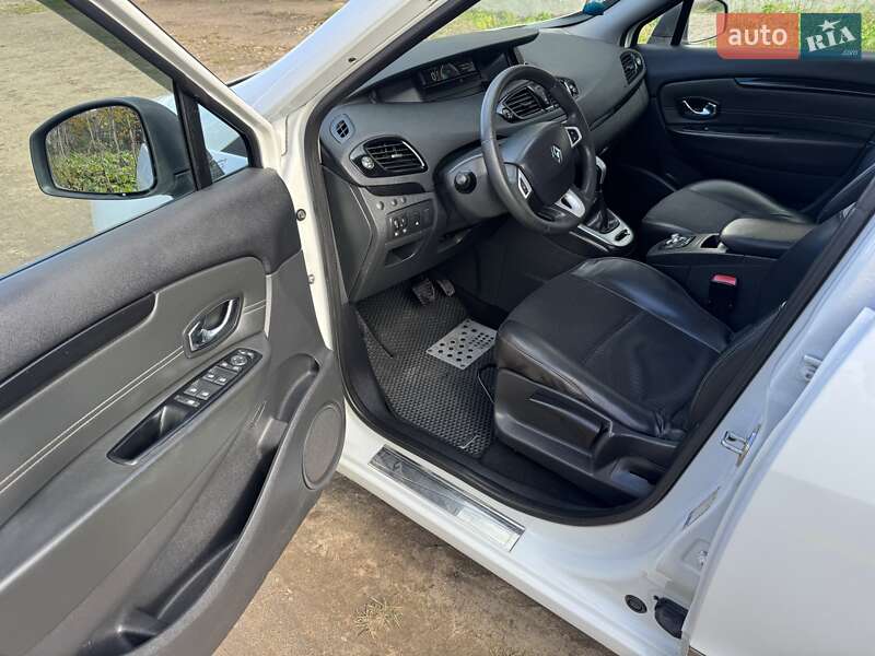 Минивэн Renault Grand Scenic 2013 в Калуше