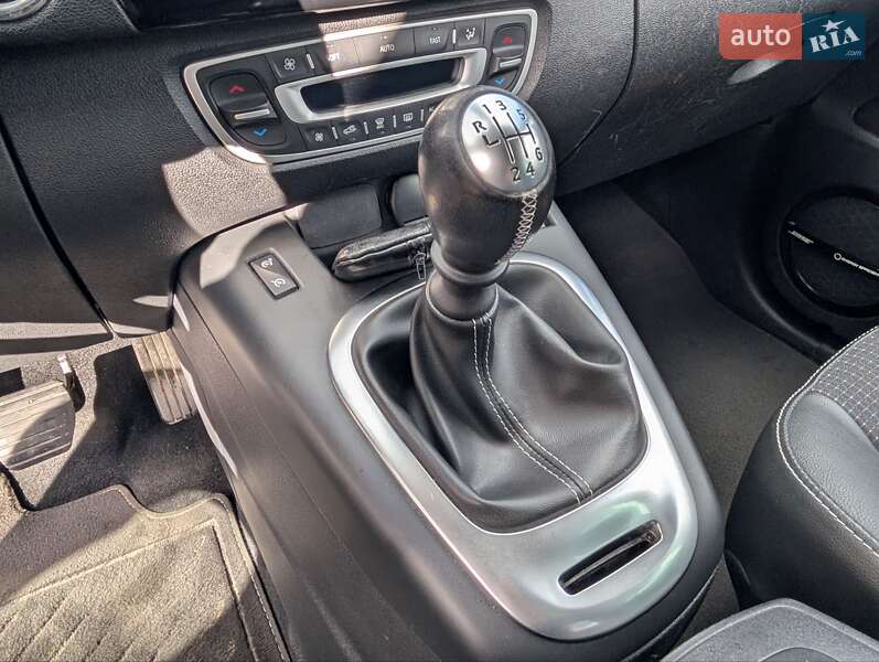 Минивэн Renault Grand Scenic 2013 в Луцке фото 45 Минивэн Renault Grand Scenic 2013 в Луцке