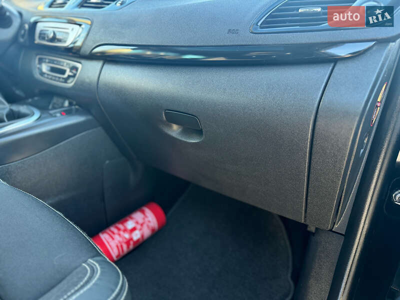 Мінівен Renault Grand Scenic 2015 в Стрию фото 83 Мінівен Renault Grand Scenic 2015 в Стрию