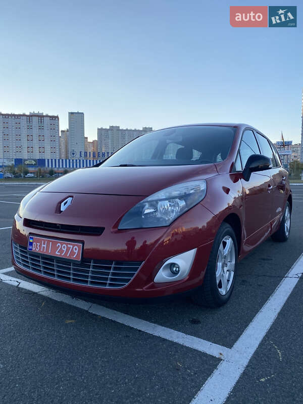Минивэн Renault Grand Scenic 2011 в Киеве фото 3 Минивэн Renault Grand Scenic 2011 в Киеве