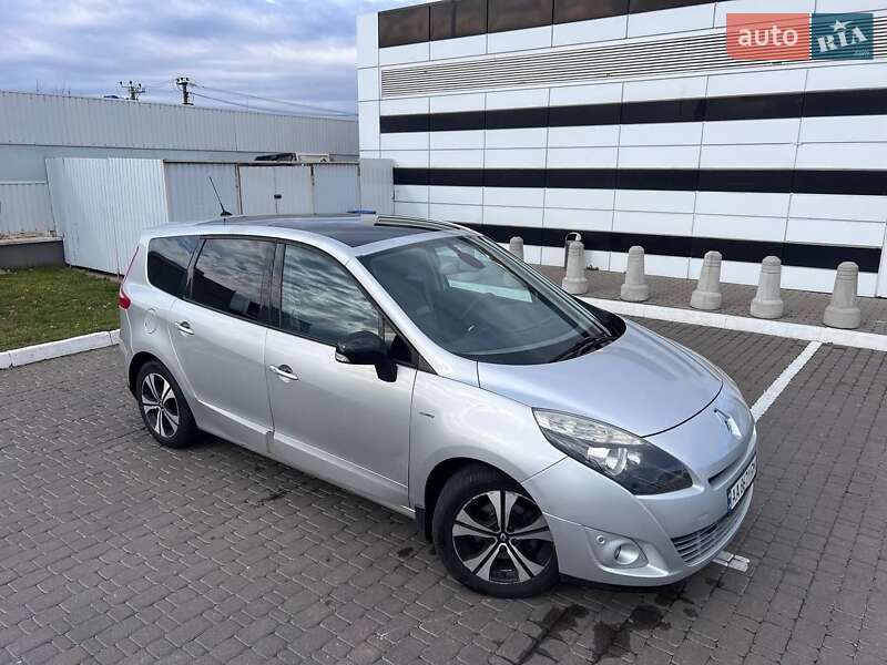 Renault Grand Scenic 2012 Renault Grand Scenic 2012