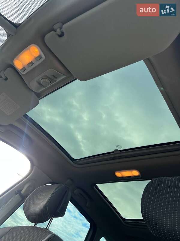 Минивэн Renault Grand Scenic 2012 в Киеве фото 35 Минивэн Renault Grand Scenic 2012 в Киеве