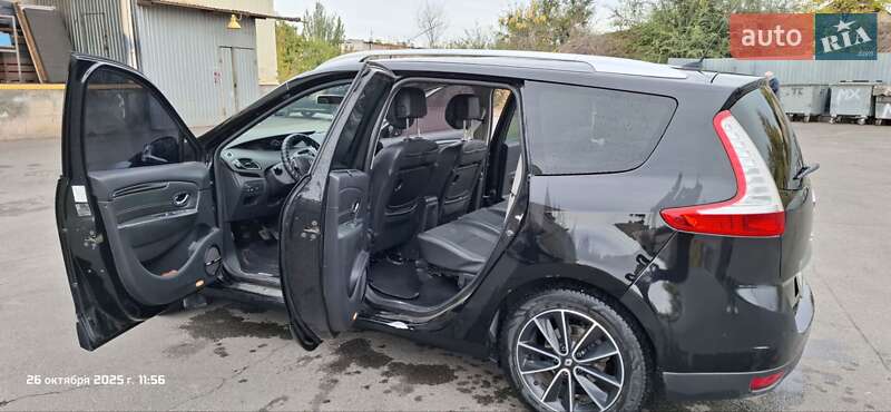 Мінівен Renault Grand Scenic 2012 в Миколаєві фото 21 Мінівен Renault Grand Scenic 2012 в Миколаєві