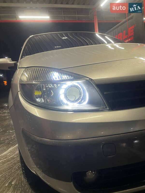 Минивэн Renault Grand Scenic 2004 в Виннице