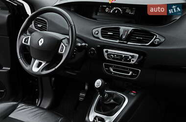 Мінівен Renault Grand Scenic 2013 в  фото 11 Мінівен Renault Grand Scenic 2013 в