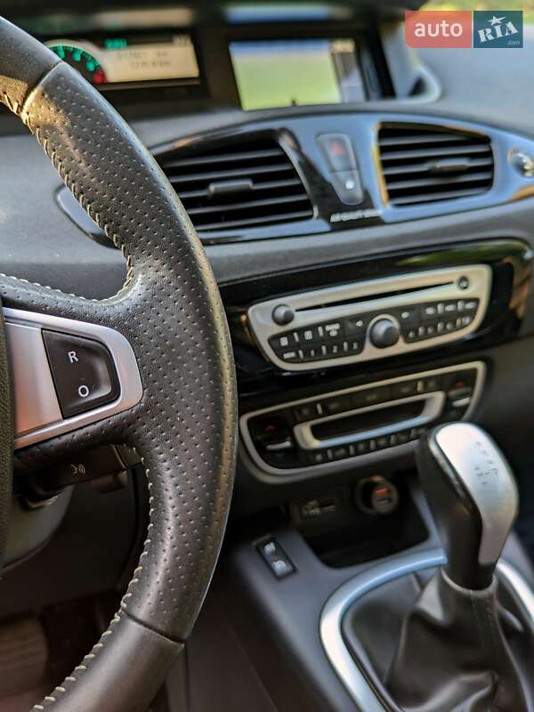 Мінівен Renault Grand Scenic 2011 в Луцьку