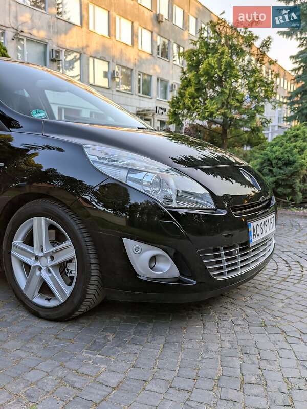 Мінівен Renault Grand Scenic 2011 в Луцьку