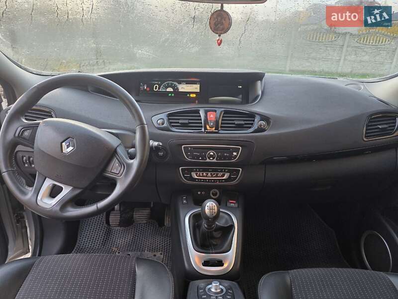 Минивэн Renault Grand Scenic 2011 в Луцке фото 7 Минивэн Renault Grand Scenic 2011 в Луцке
