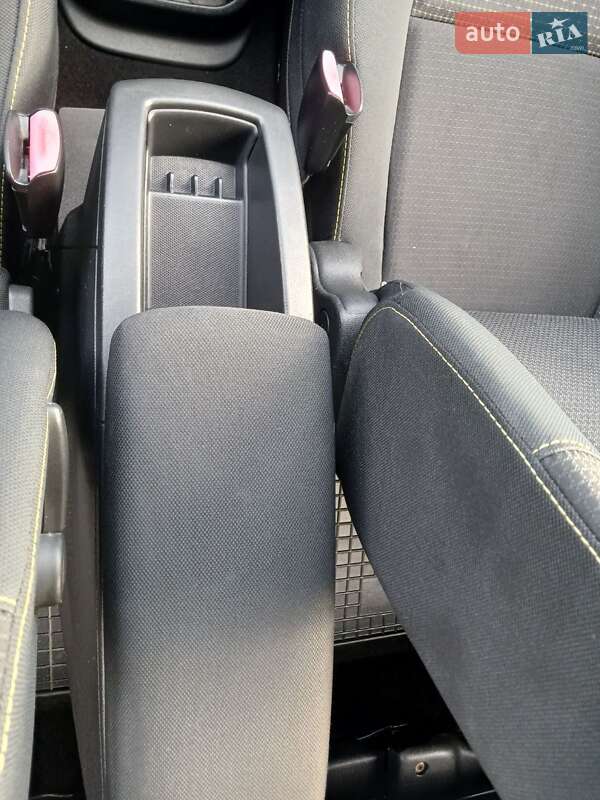 Минивэн Renault Grand Scenic 2010 в Кременчуге фото 24 Минивэн Renault Grand Scenic 2010 в Кременчуге