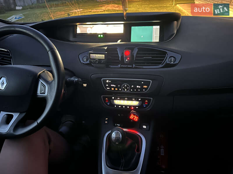 Минивэн Renault Grand Scenic 2011 в Рожнятове