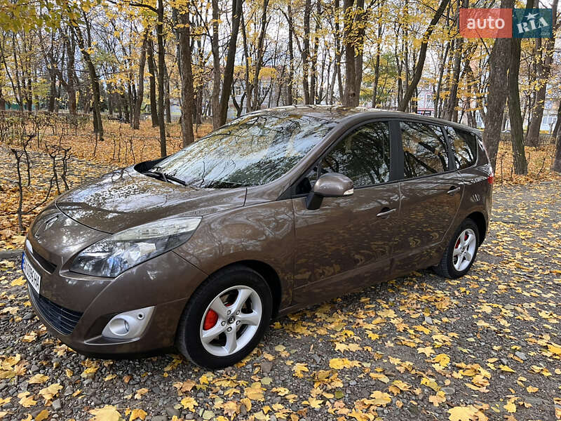 Минивэн Renault Grand Scenic 2011 в Черновцах фото 3 Минивэн Renault Grand Scenic 2011 в Черновцах