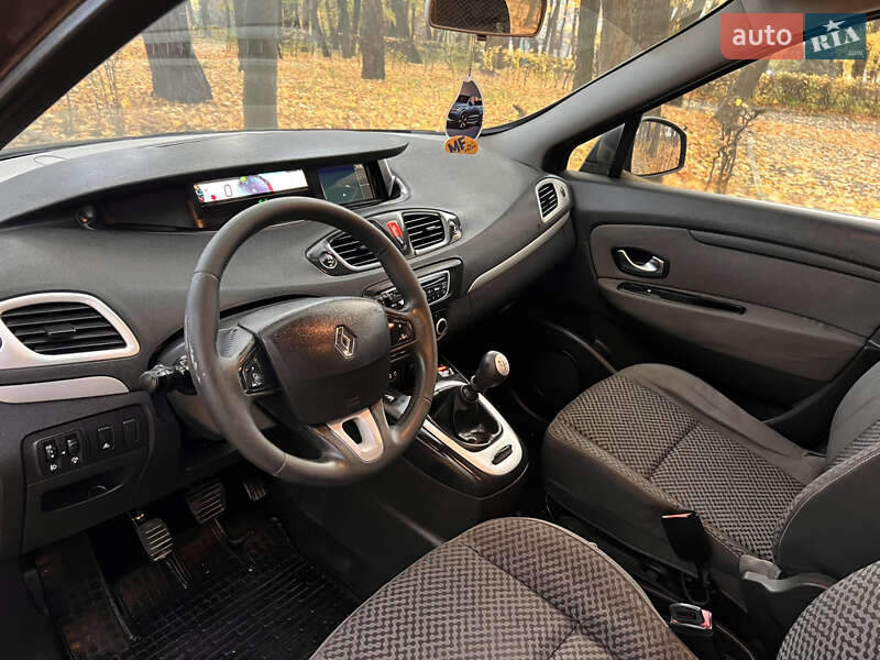 Минивэн Renault Grand Scenic 2011 в Черновцах фото 17 Минивэн Renault Grand Scenic 2011 в Черновцах