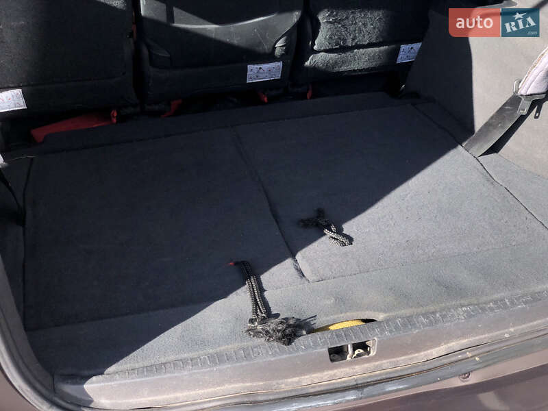 Минивэн Renault Grand Scenic 2010 в Киеве фото 16 Минивэн Renault Grand Scenic 2010 в Киеве