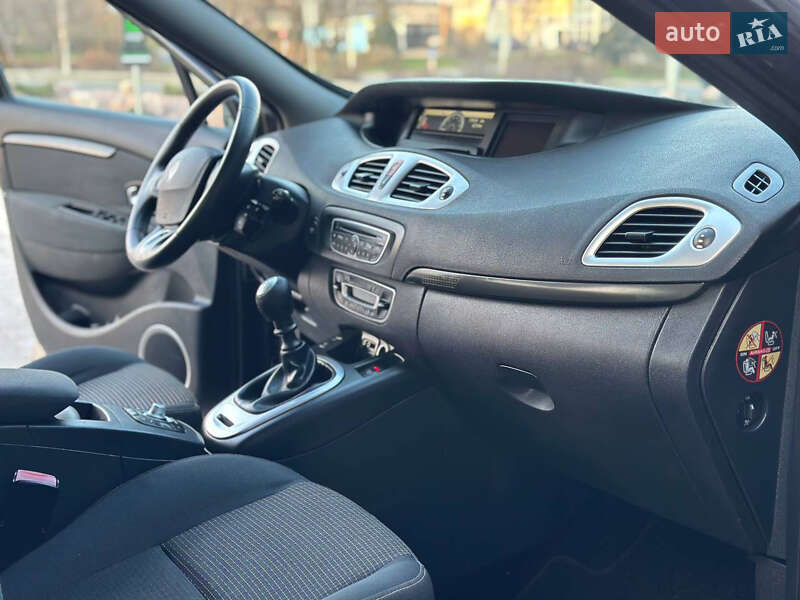 Мінівен Renault Grand Scenic 2010 в Дніпрі фото 26 Мінівен Renault Grand Scenic 2010 в Дніпрі