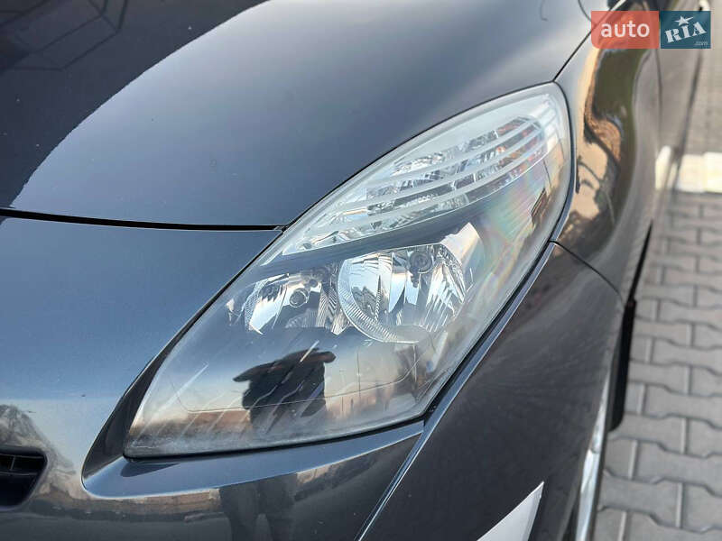 Мінівен Renault Grand Scenic 2010 в Дніпрі фото 40 Мінівен Renault Grand Scenic 2010 в Дніпрі