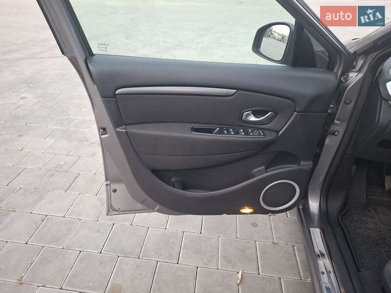 Минивэн Renault Grand Scenic 2009 в Черкассах фото 9 Минивэн Renault Grand Scenic 2009 в Черкассах