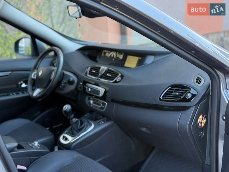 Мінівен Renault Grand Scenic 2013 в Стрию