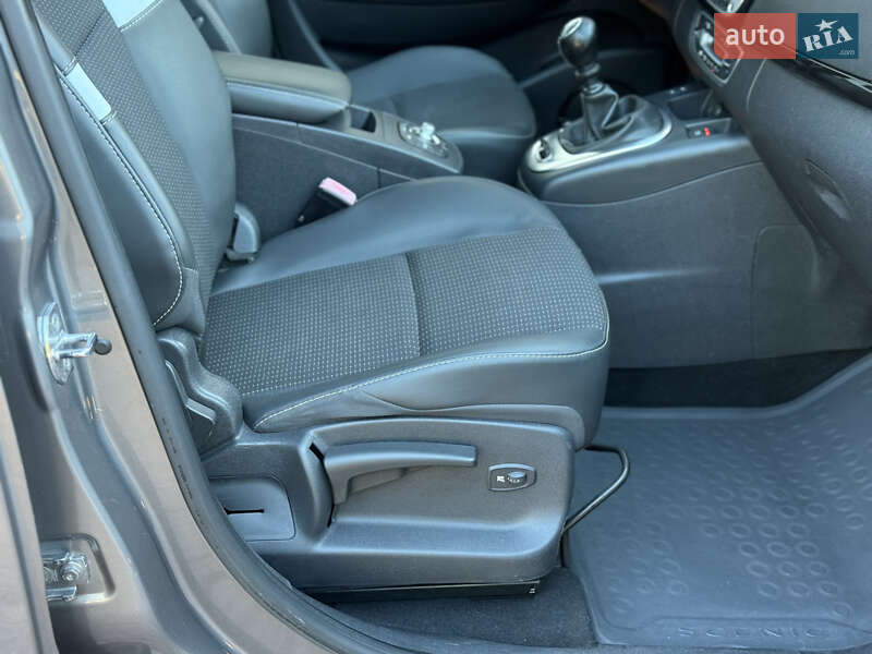 Мінівен Renault Grand Scenic 2013 в Стрию