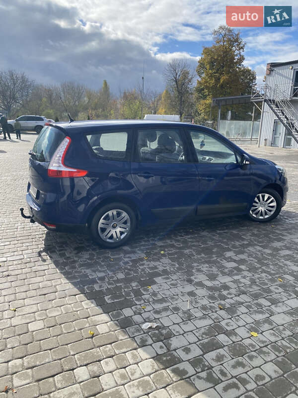 Минивэн Renault Grand Scenic 2012 в Староконстантинове