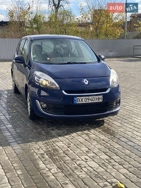 Минивэн Renault Grand Scenic 2012 в Староконстантинове