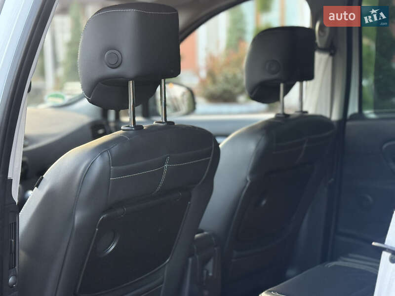 Минивэн Renault Grand Scenic 2014 в Стрые фото 43 Минивэн Renault Grand Scenic 2014 в Стрые