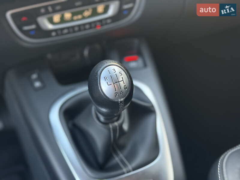 Минивэн Renault Grand Scenic 2014 в Стрые фото 62 Минивэн Renault Grand Scenic 2014 в Стрые