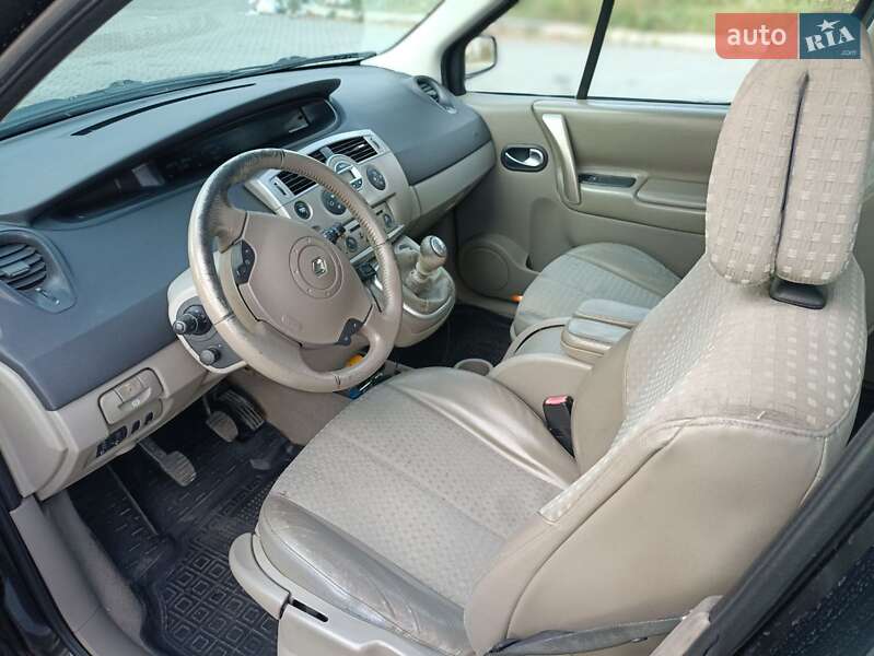 Минивэн Renault Grand Scenic 2004 в Шепетовке