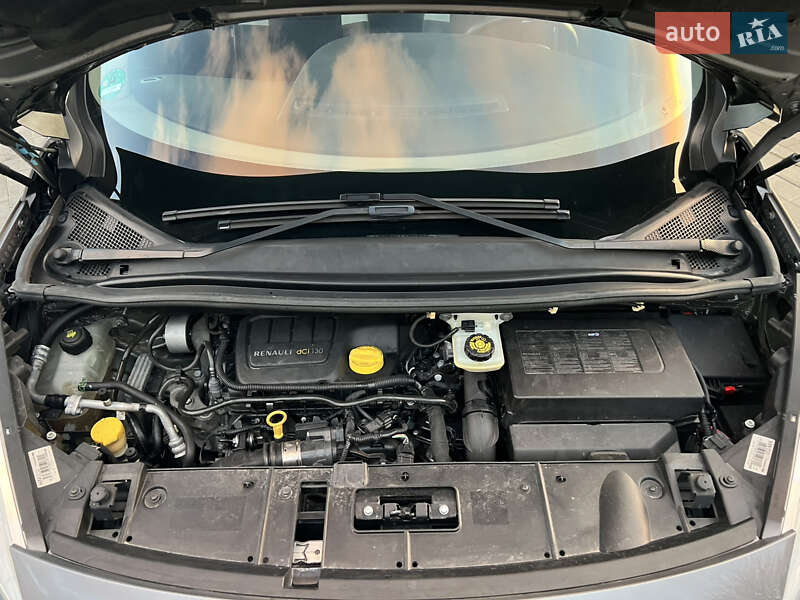 Минивэн Renault Grand Scenic 2013 в Луцке