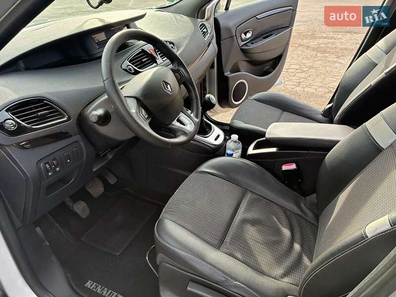 Минивэн Renault Grand Scenic 2011 в Остроге фото 13 Минивэн Renault Grand Scenic 2011 в Остроге