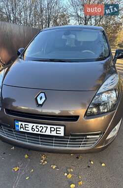 Мінівен Renault Grand Scenic 2011 в Кривому Розі