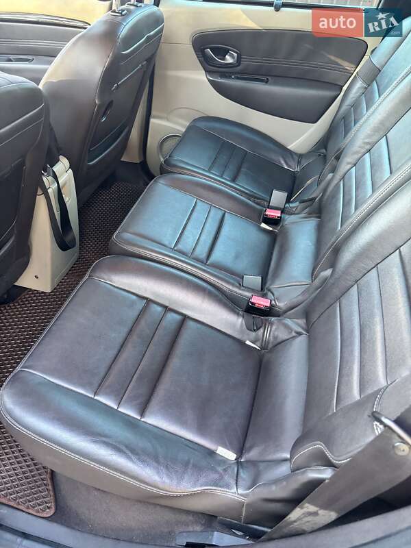 Минивэн Renault Grand Scenic 2011 в Кривом Роге фото 8 Минивэн Renault Grand Scenic 2011 в Кривом Роге