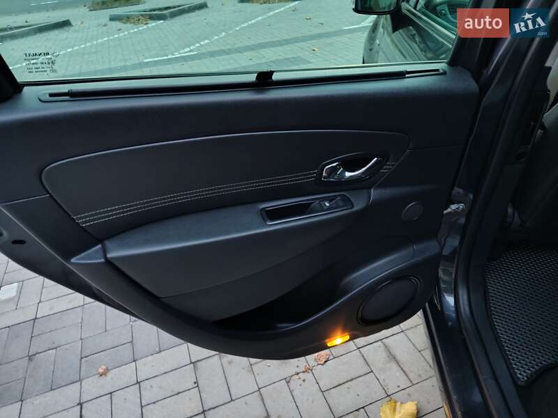 Мінівен Renault Grand Scenic 2011 в Києві