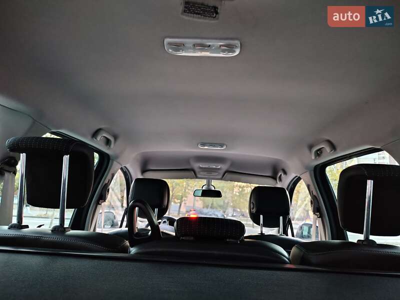 Мінівен Renault Grand Scenic 2011 в Києві