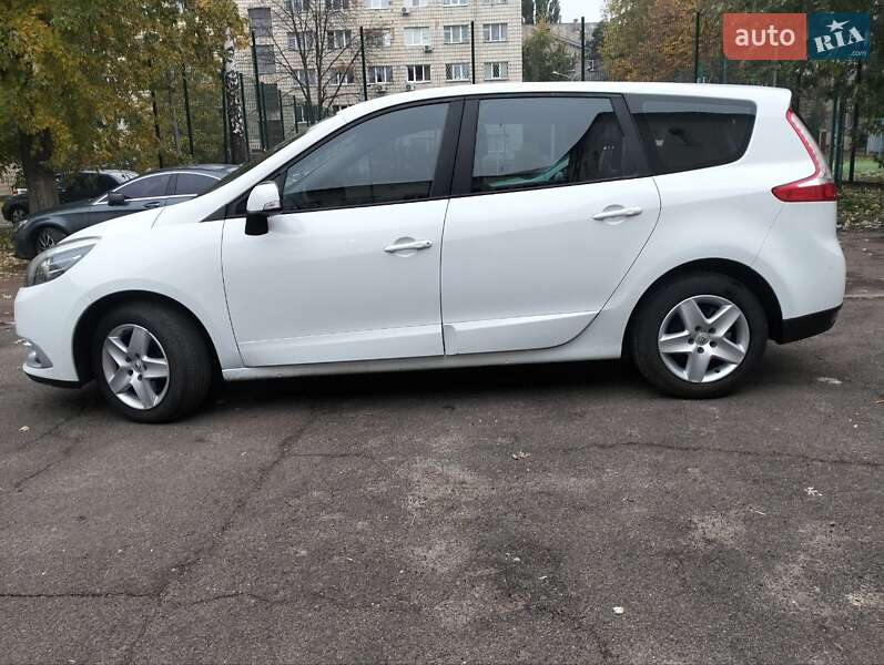 Renault Grand Scenic 2015 Renault Grand Scenic 2015