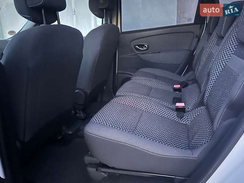 Минивэн Renault Grand Scenic 2011 в Тернополе