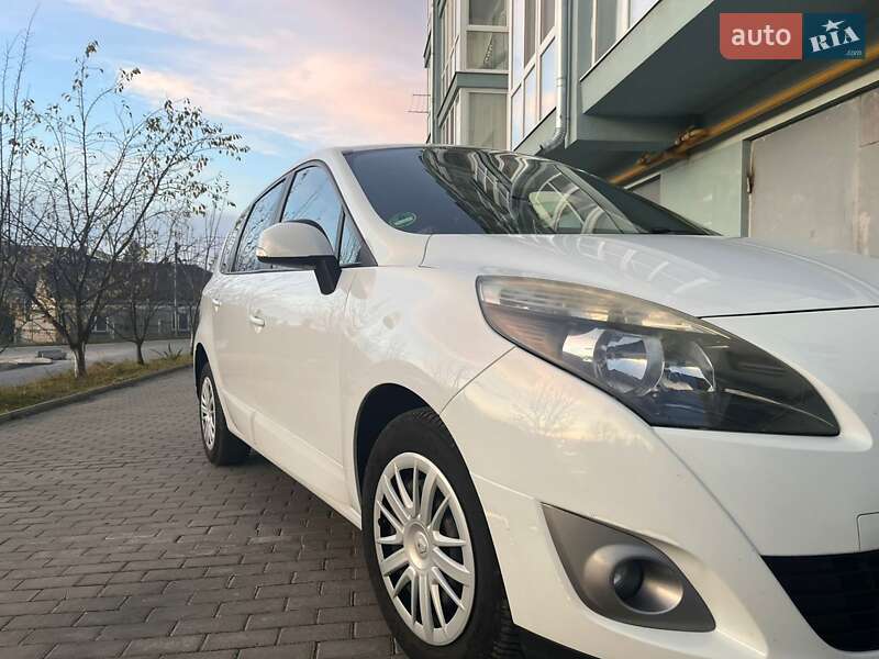 Минивэн Renault Grand Scenic 2011 в Тернополе