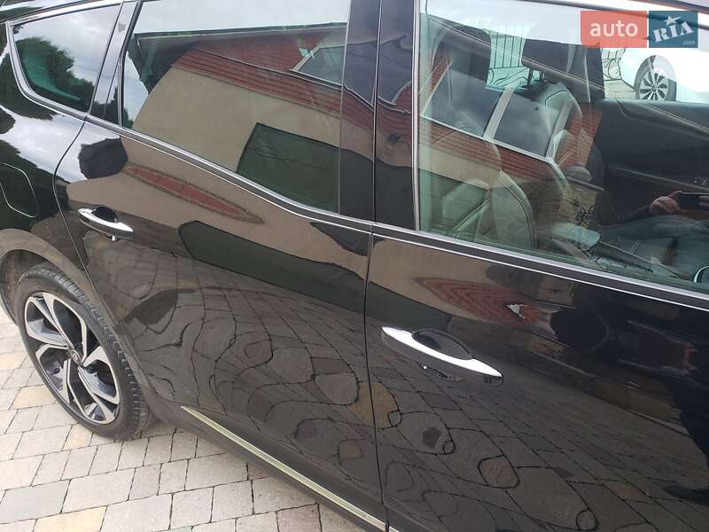 Мінівен Renault Grand Scenic 2017 в Луцьку