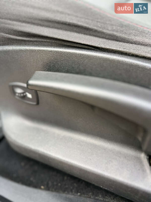 Минивэн Renault Grand Scenic 2013 в Черновцах фото 10 Минивэн Renault Grand Scenic 2013 в Черновцах