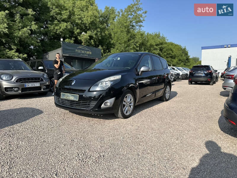 Renault Grand Scenic 2011 Renault Grand Scenic 2011