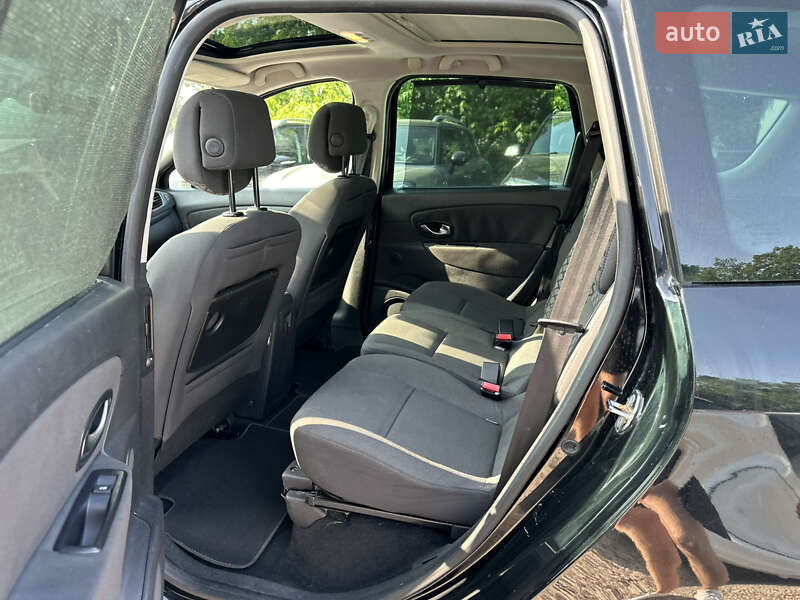Минивэн Renault Grand Scenic 2011 в Ровно
