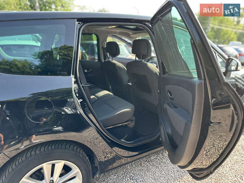 Минивэн Renault Grand Scenic 2011 в Ровно
