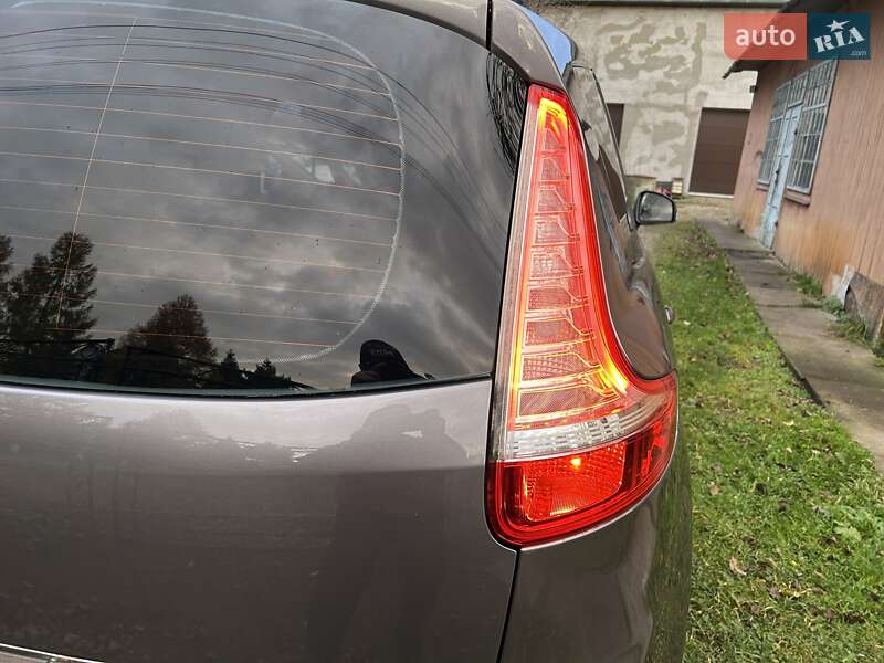 Минивэн Renault Grand Scenic 2013 в Калуше фото 23 Минивэн Renault Grand Scenic 2013 в Калуше