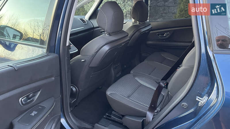 Минивэн Renault Grand Scenic 2017 в Киеве