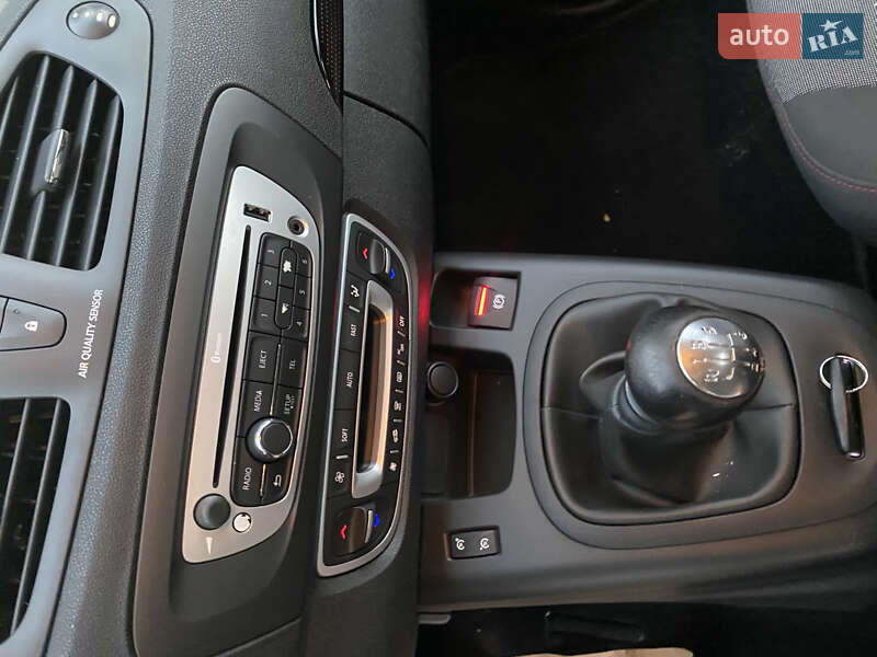 Мінівен Renault Grand Scenic 2012 в Луцьку