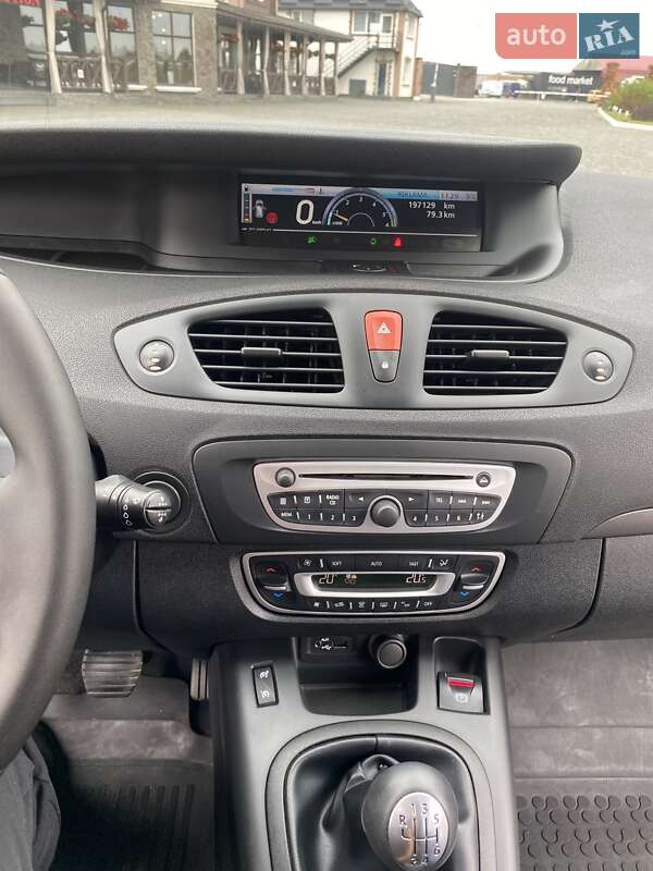 Мінівен Renault Grand Scenic 2009 в Рівному фото 12 Мінівен Renault Grand Scenic 2009 в Рівному