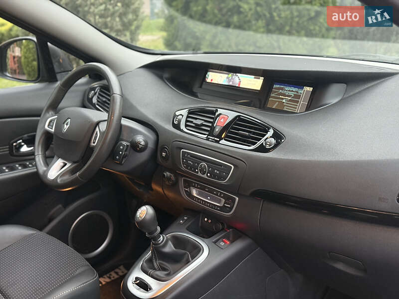 Минивэн Renault Grand Scenic 2011 в Стрые фото 40 Минивэн Renault Grand Scenic 2011 в Стрые
