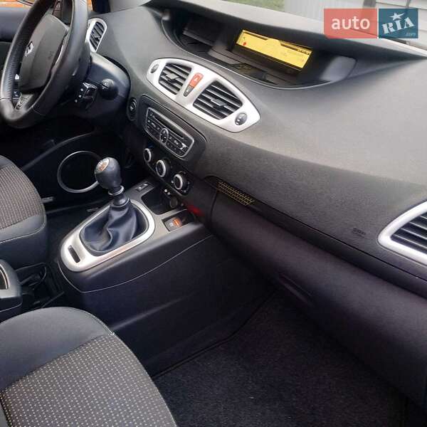 Минивэн Renault Grand Scenic 2009 в Сумах фото 31 Минивэн Renault Grand Scenic 2009 в Сумах