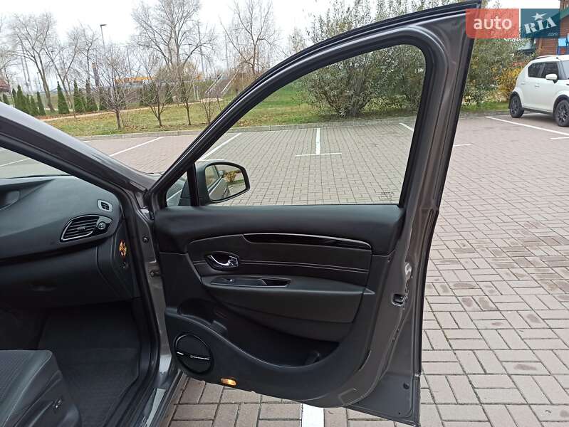 Минивэн Renault Grand Scenic 2012 в Киеве