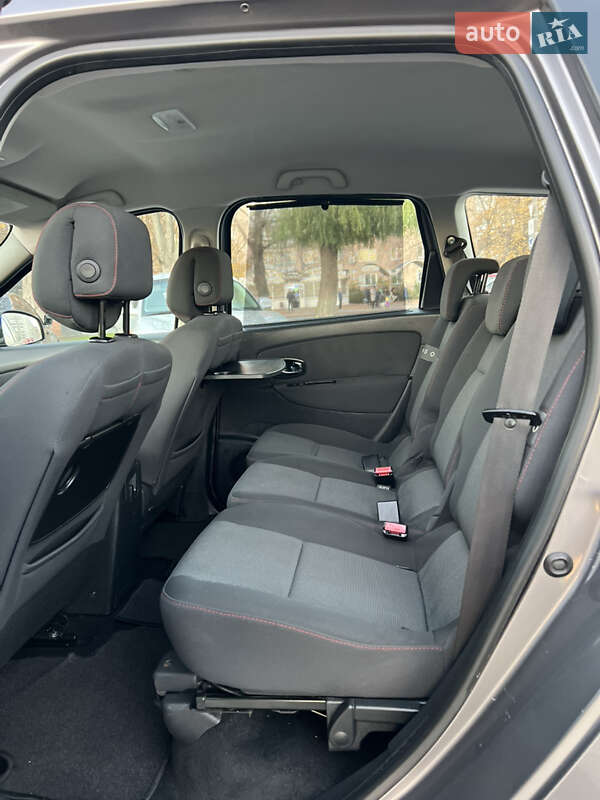 Минивэн Renault Grand Scenic 2012 в Луцке